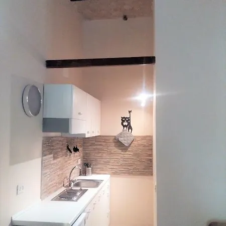 Appartement Via Capo D'africa 19 *